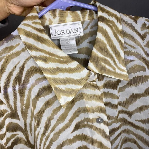 Jordan Beige and White Zebra Print Shirt - Picture 7 of 8